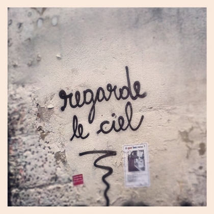 regarde le ciel,graffiti,instagram,twitter,collection